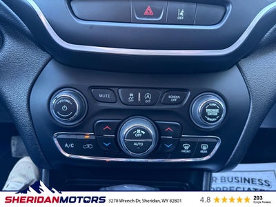 2022 Jeep Cherokee Latitude Lux