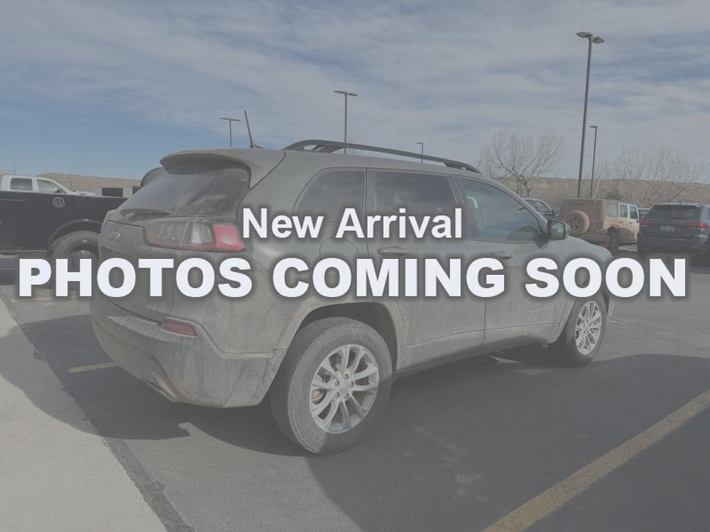 2022 Jeep Cherokee Latitude Lux