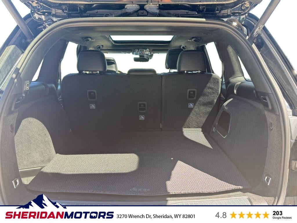 2023 Jeep Grand Cherokee Summit