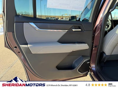 2026 GMC Acadia Elevation