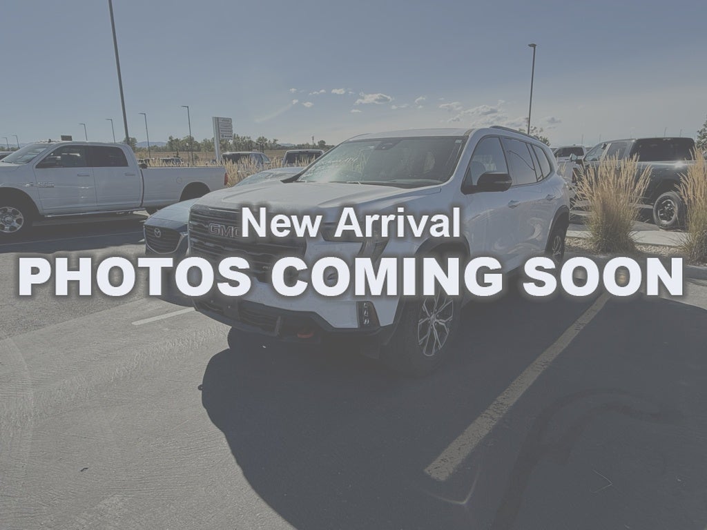 2025 GMC Acadia AT4