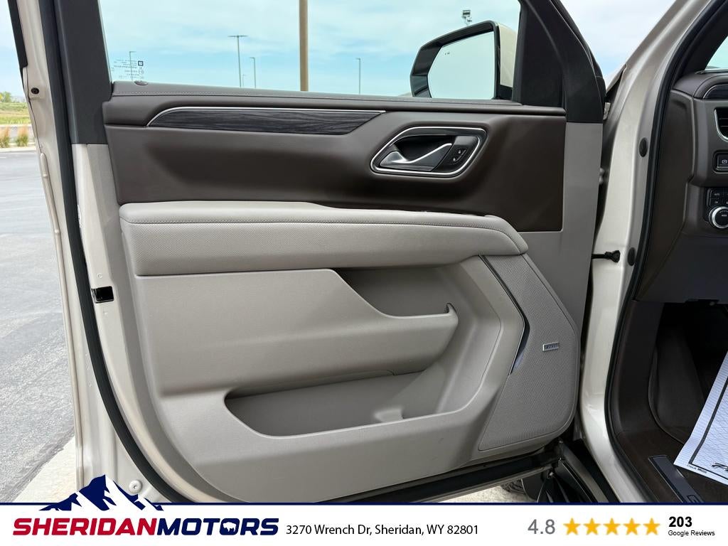 2023 GMC Yukon XL SLT