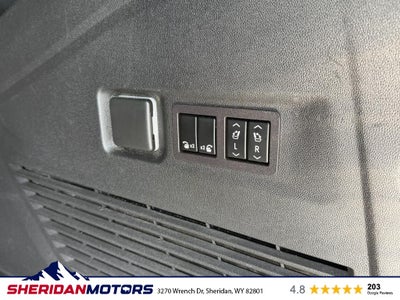 2023 GMC Yukon XL Denali Ultimate