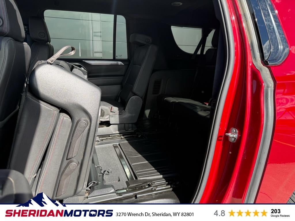 2023 Chevrolet Suburban RST