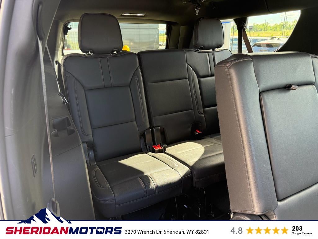 2023 Chevrolet Suburban RST