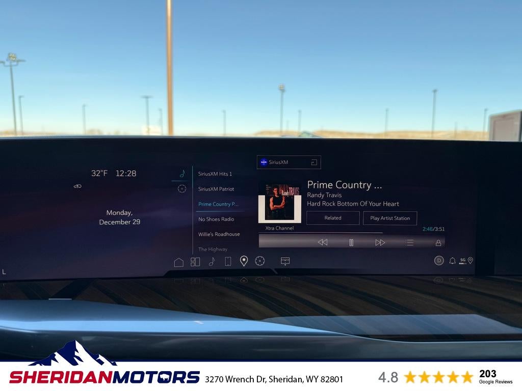 2025 Cadillac Escalade ESV Premium Luxury Platinum