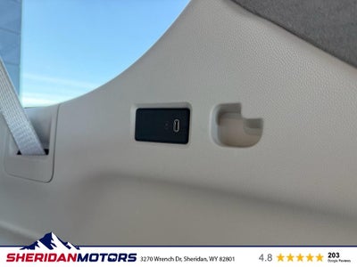 2025 Cadillac Escalade ESV Premium Luxury Platinum