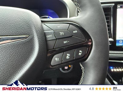 2024 Chrysler Pacifica Hybrid Premium S Appearance Pkg