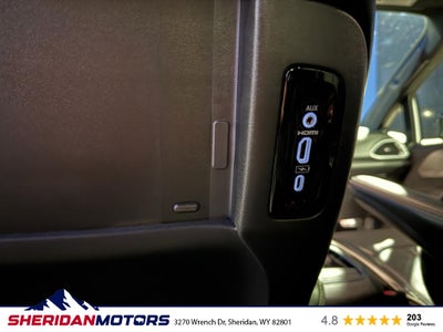 2024 Chrysler Pacifica Hybrid Premium S Appearance Pkg