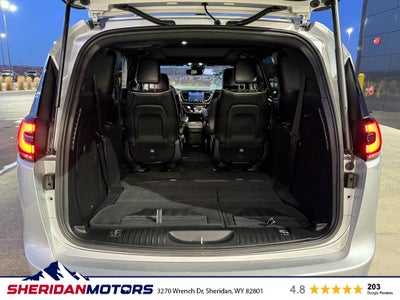 2024 Chrysler Pacifica Hybrid Premium S Appearance Pkg