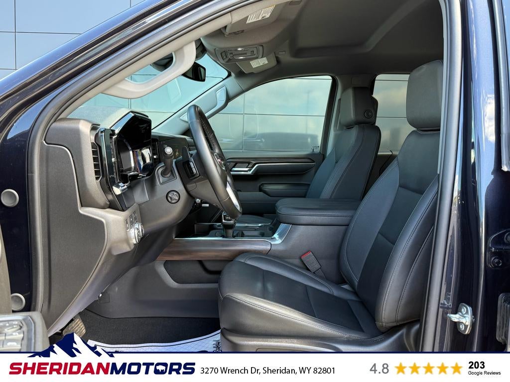 2025 GMC Sierra 1500 SLT