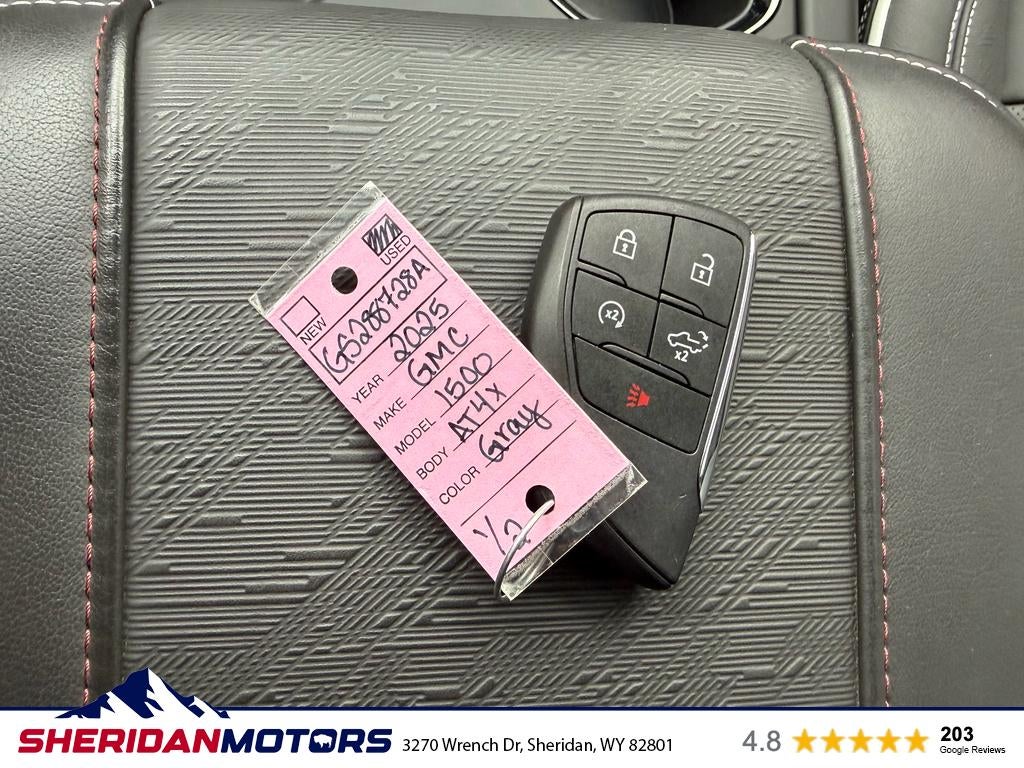 2025 GMC Sierra 1500 AT4X