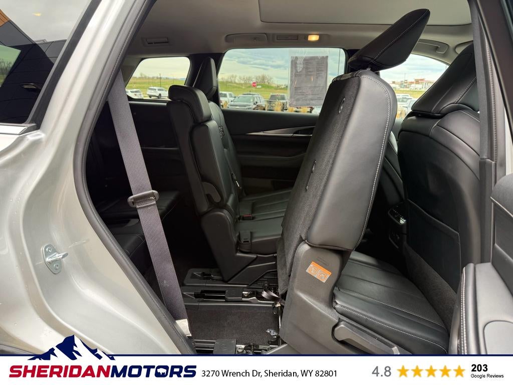 2023 INFINITI QX60 LUXE