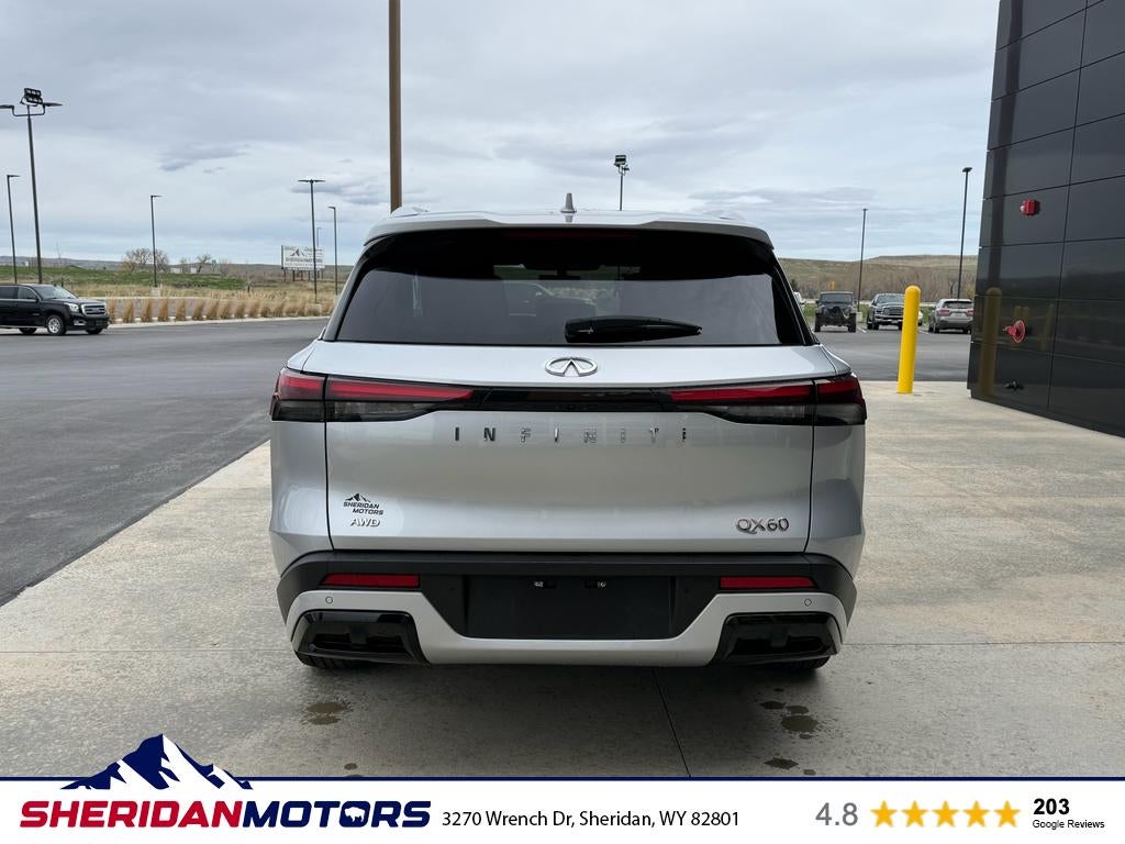 2023 INFINITI QX60 LUXE