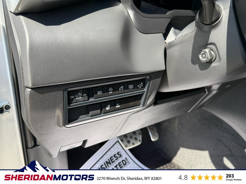 2025 Toyota Tundra 4WD SR5