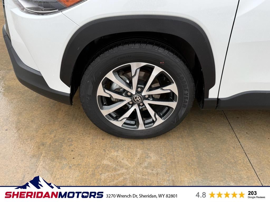 2025 Toyota Corolla Cross XLE